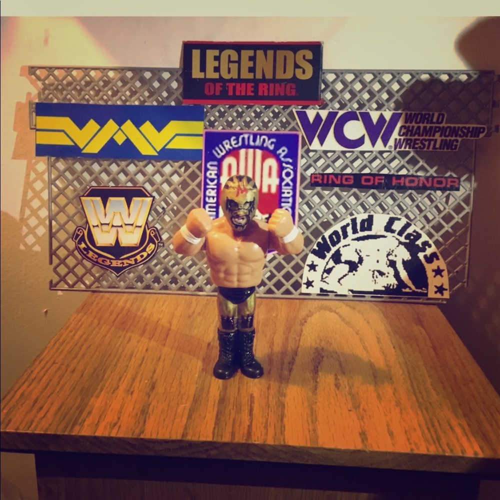 CUSTOM MADE FIGURE ART MIL MASCARA